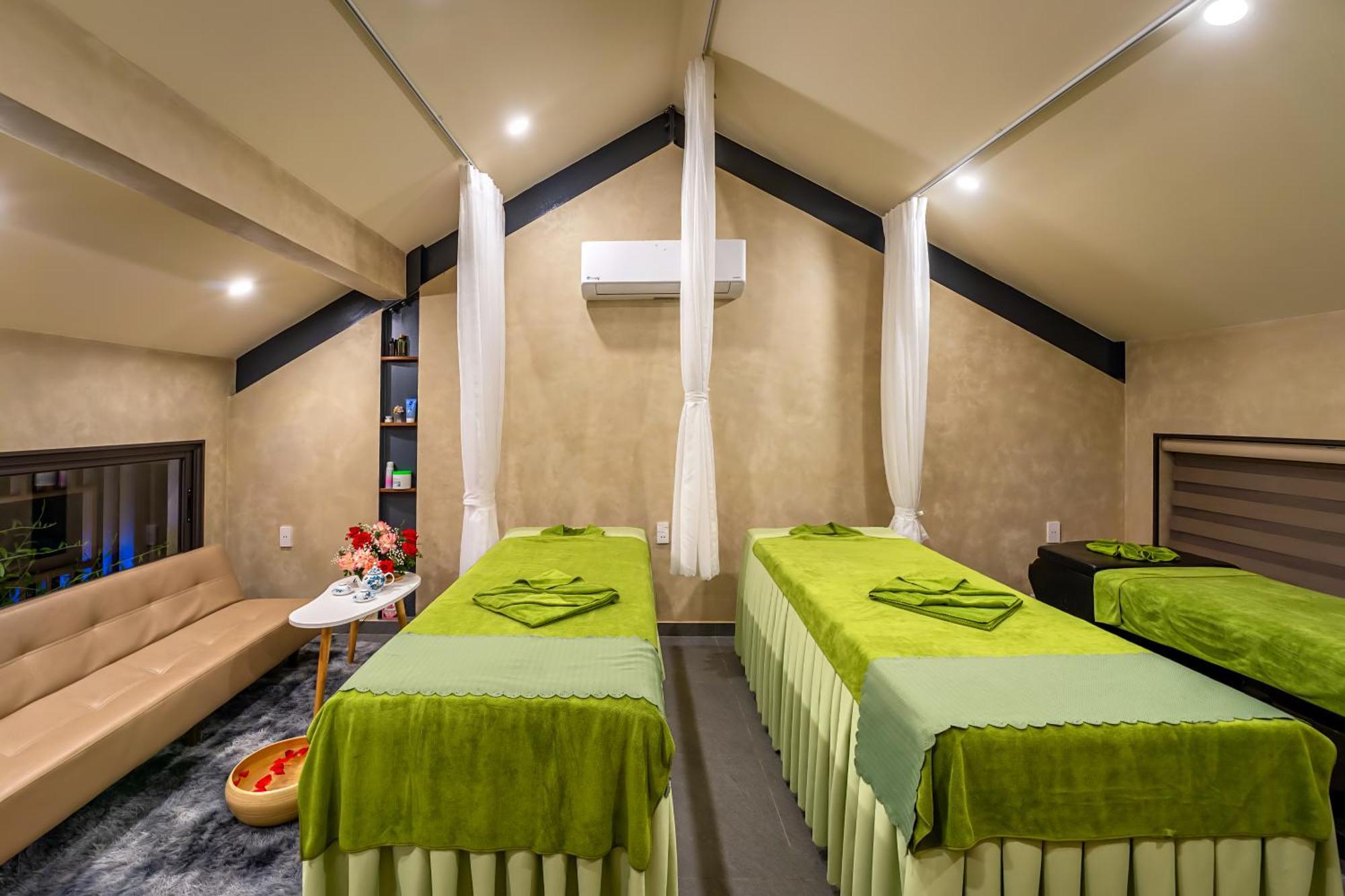 The Linh Seaside Villa 호이안 외부 사진